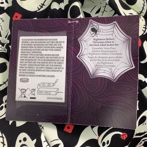 Nightmare before Christmas Glow in the Dark Dinner Jacket W Bow Tie SZ S/M NWT - Picture 8 of 16